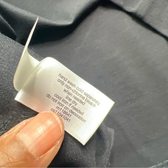 Lane Bryant Crop Top Womens 18 Black Ponte Knit Embellished Cap Sleeve - Picture 9 of 10